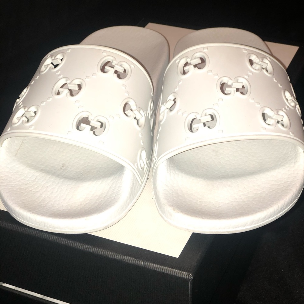 Gucci Slides!
